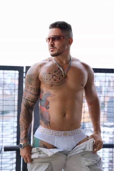 Emanuelferrara main image