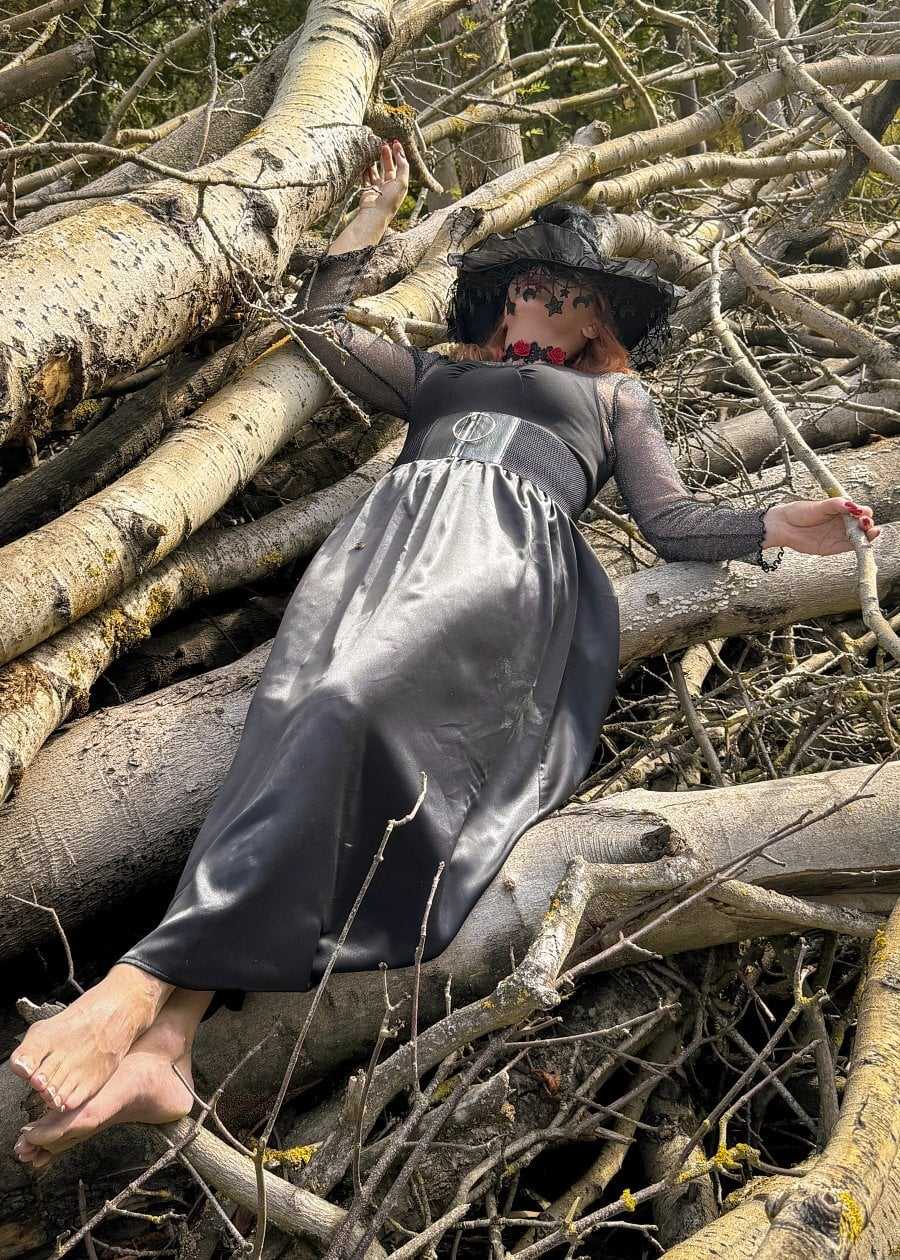 Mature Ella   Elegant, Alluring, And Ready To Enchant You This Halloween. main image