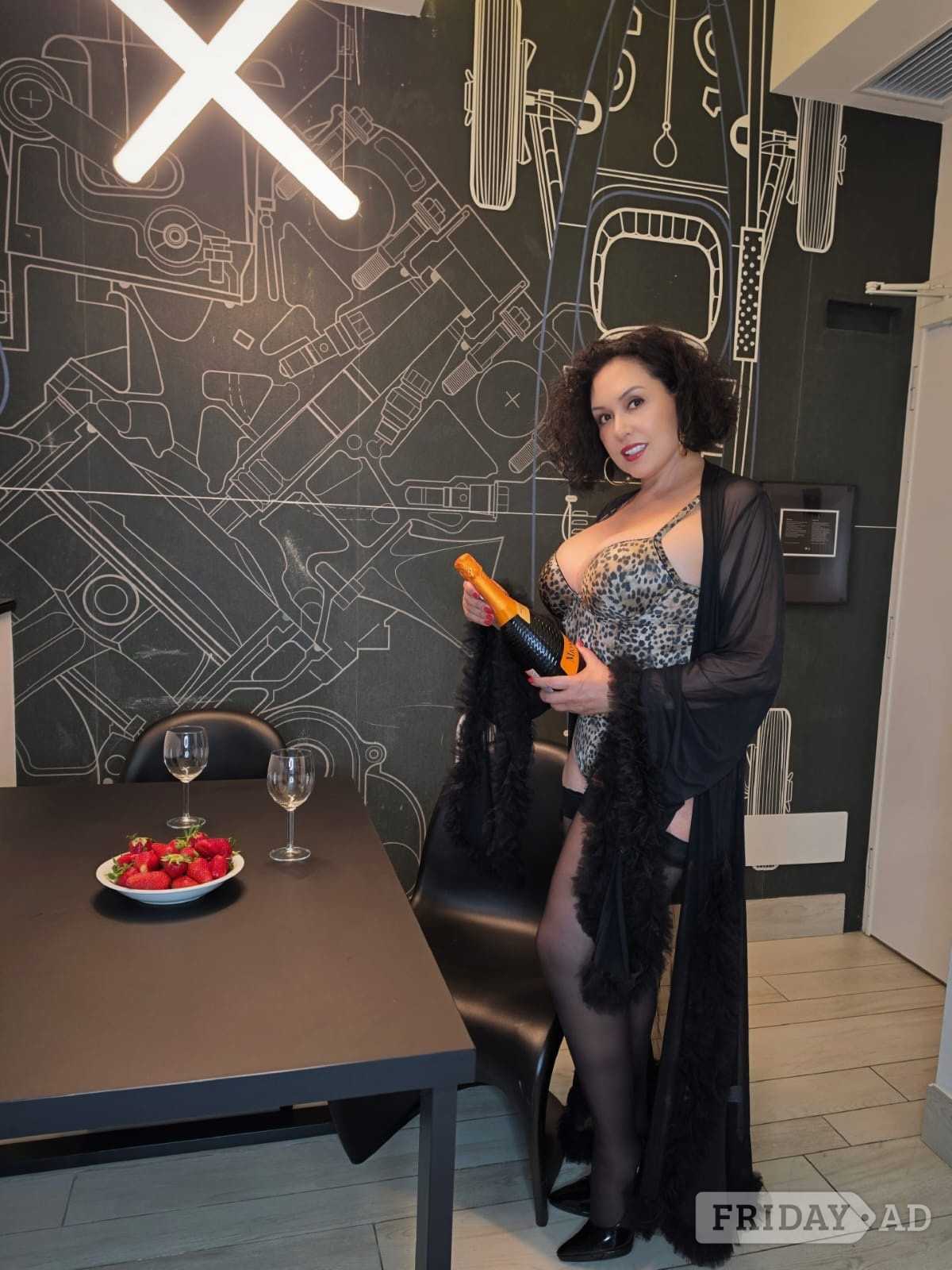 First Time In The City🔥hot Girl  main image