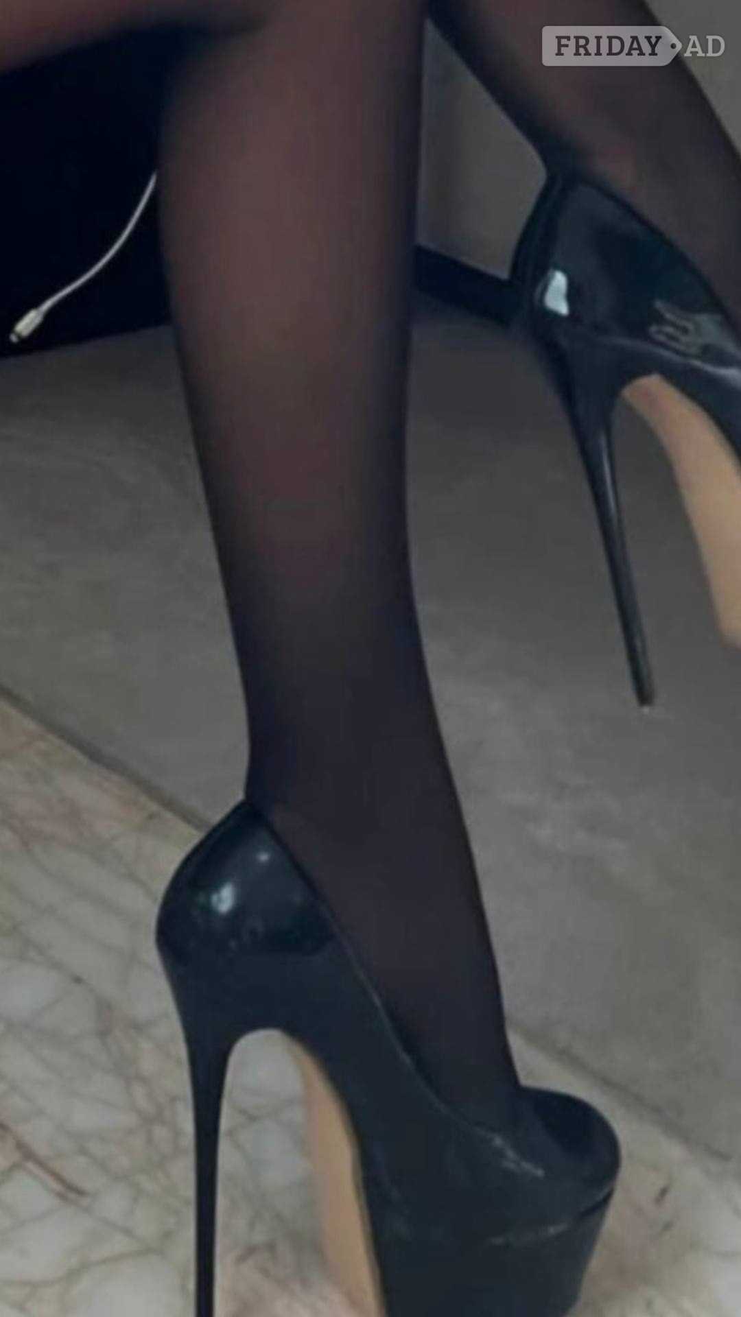 Mistress Meduza Ws Feet Pvc Latex  main image
