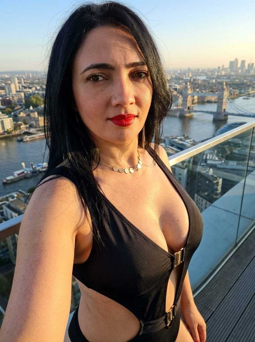 💯chloe Brazilian ♥️gfe💯dominatrix main image