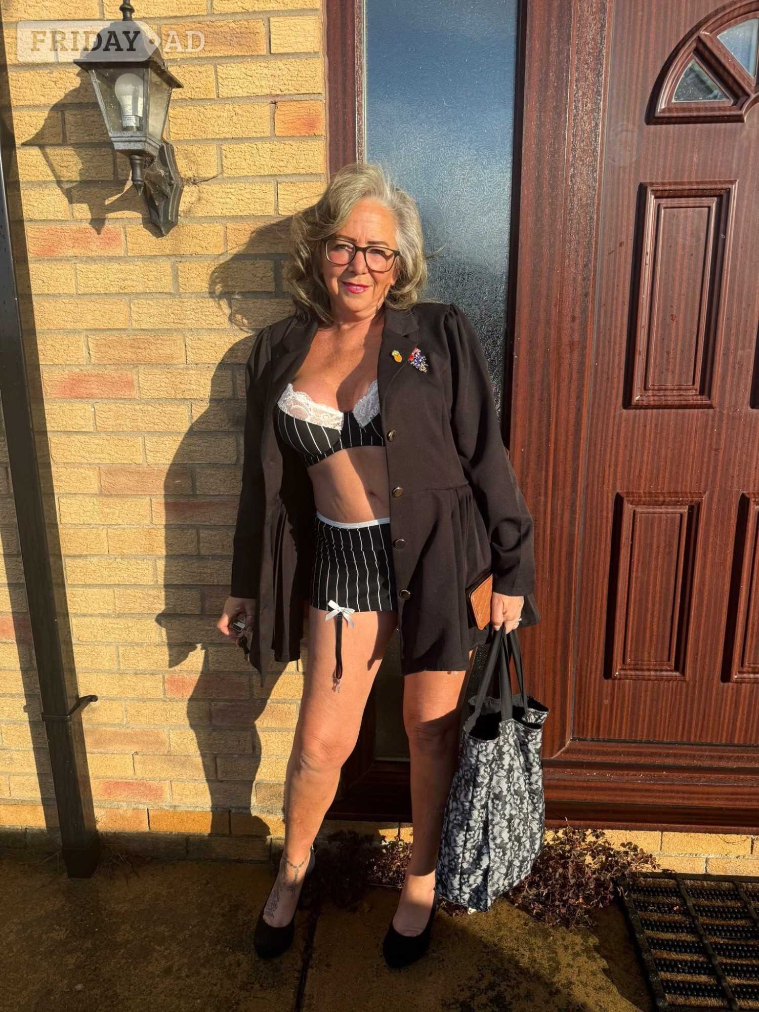 Mature Hazel Fun Massage  main image
