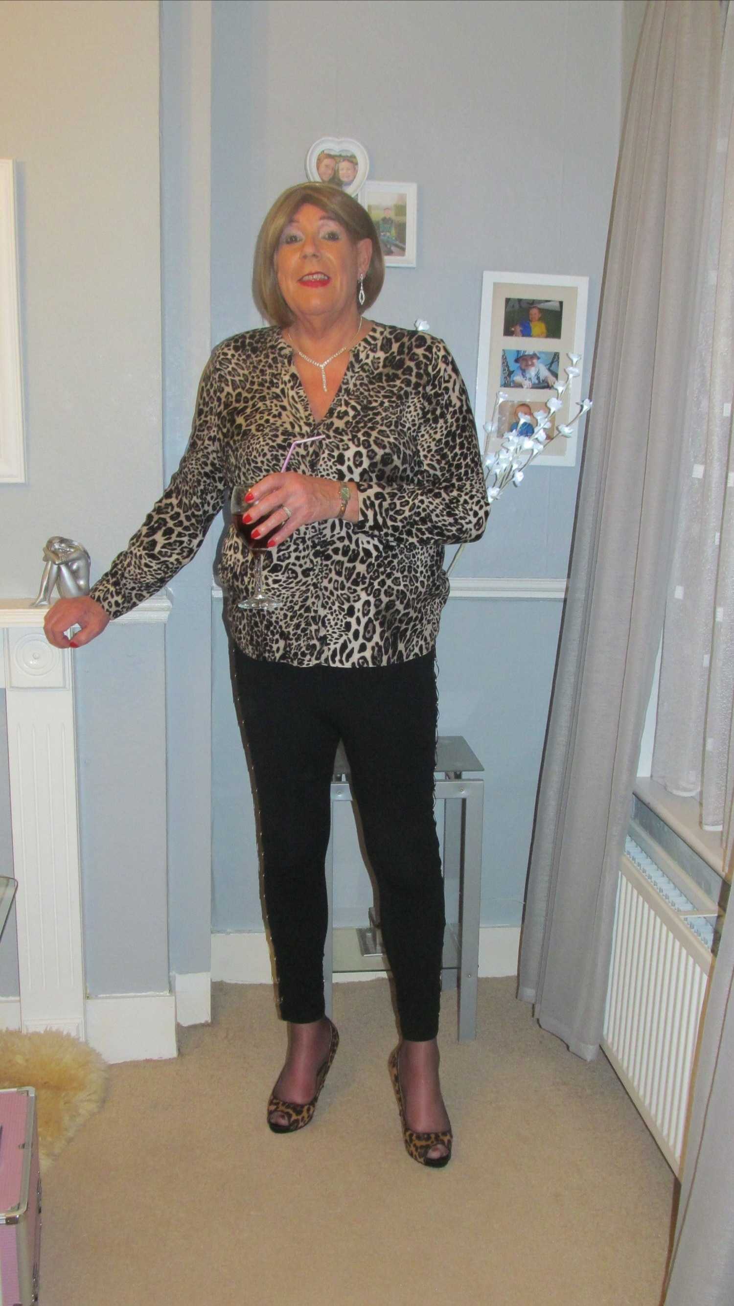 Sandy( T/s ) Very Horny  (  Sexy  Attractive  Transsexual )   ( Escort ) main image