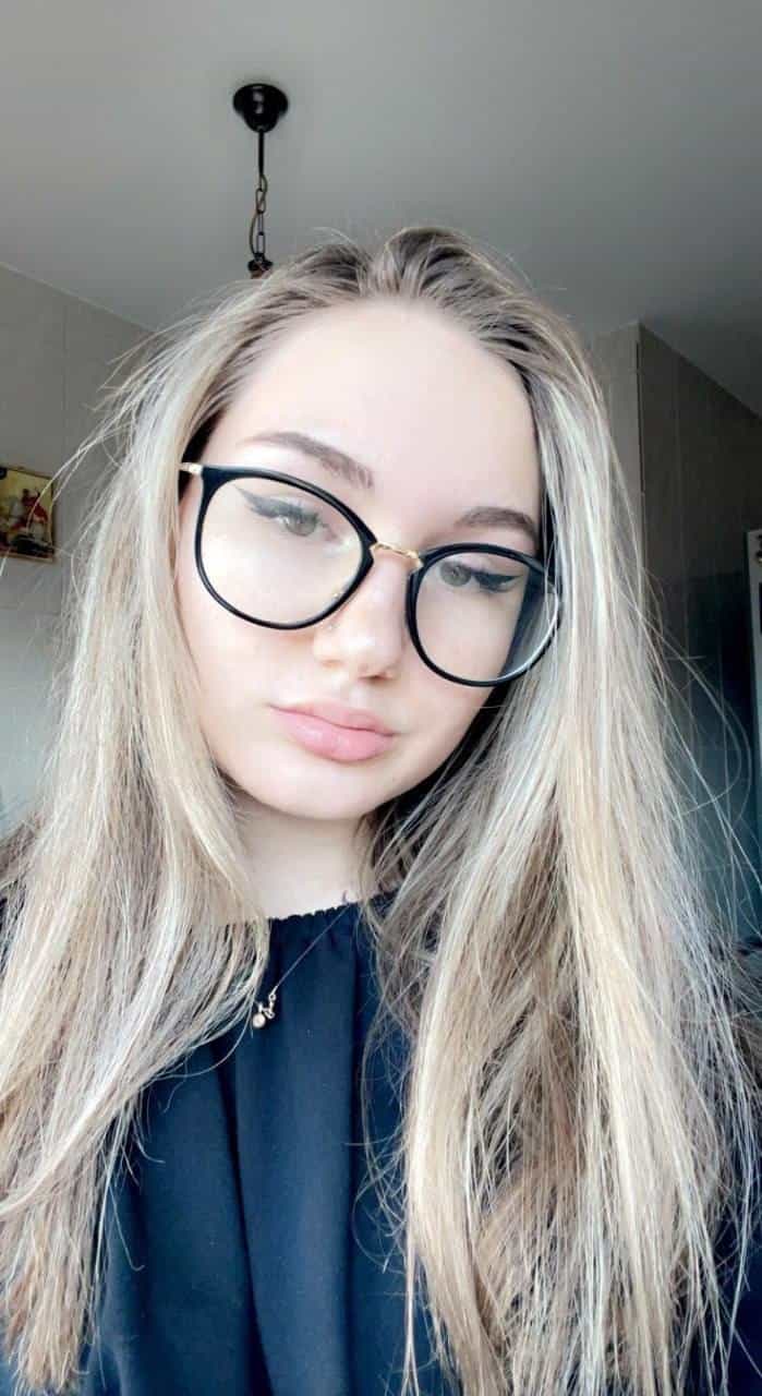 New And Independent Girl No Rush Call Me Now Love main image