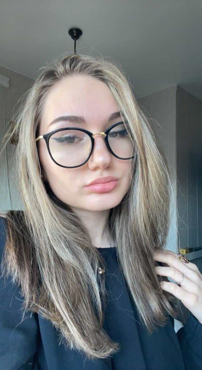 New And Independent Girl No Rush Call Me Now Love main image