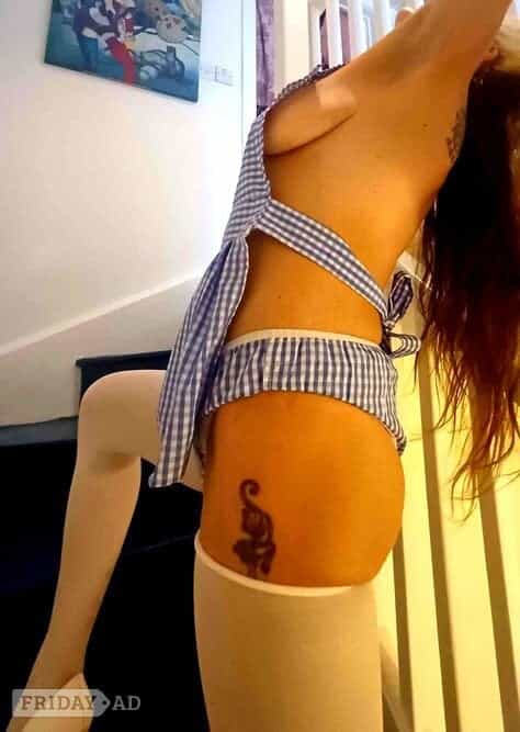 Based In East London /essex........hello Horny Gents!!! I'm Emma, A Frisky English Mature Blonde ....please Call main image