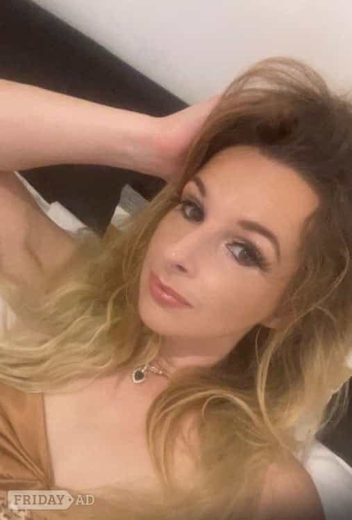 Professional, Qualified Beauty Therapist Offering B2b Sensual, Erotic Massage  main image