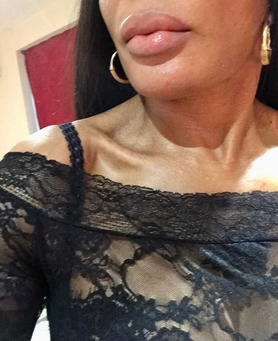 Beautiful Black Escort And Masseuse main image