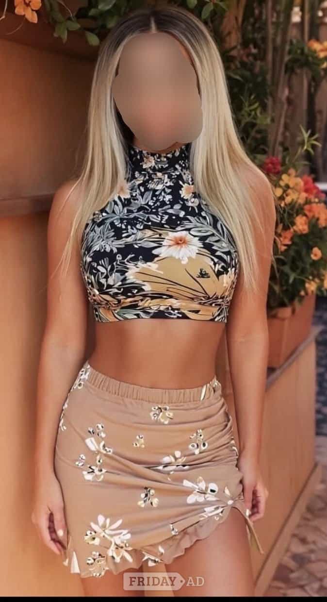 Have Fun With Claudia Tonight In Sussex! main image
