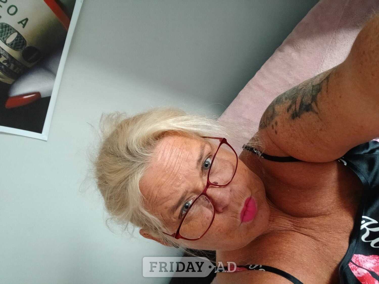 English Mature Milf main image