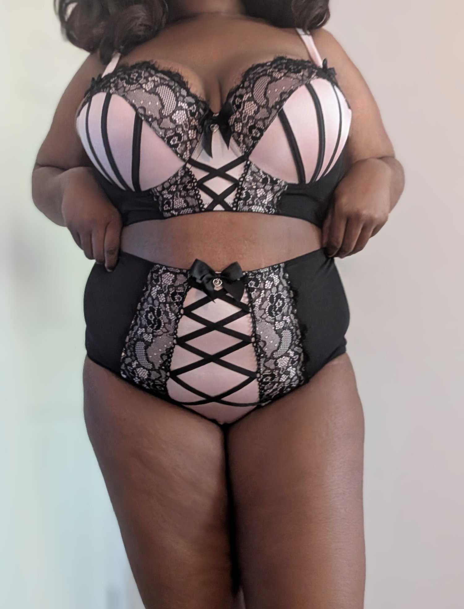 Swindon: Stunning Ebony Bbw | Independent Black Bbw main image