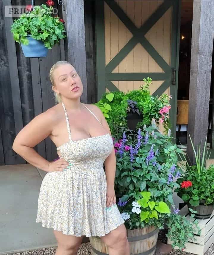 Giving Pleasure Is My Pleasure  main image