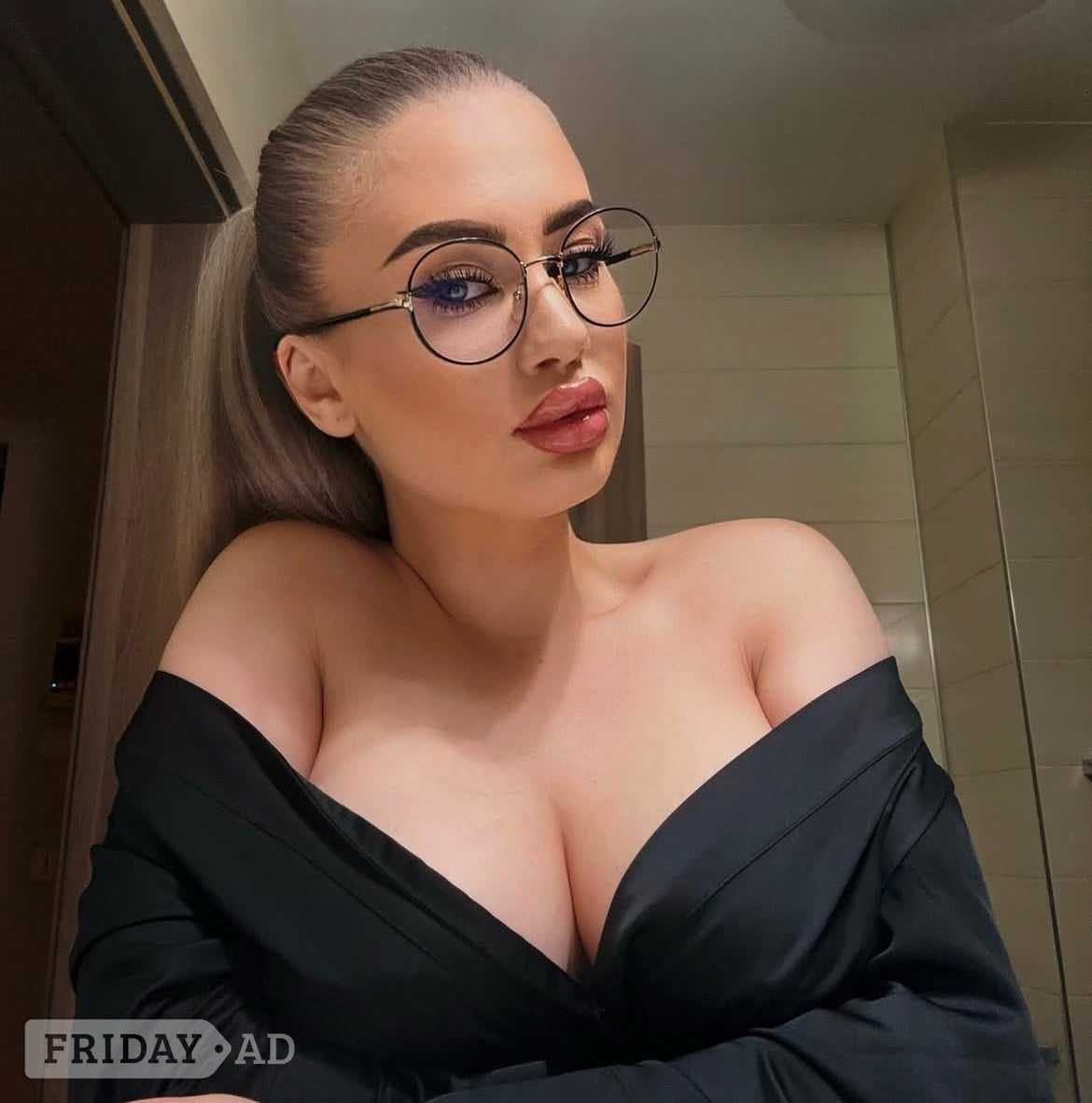 Georgi Sexy Girl  main image