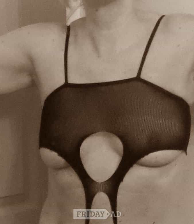 Sensual Warm Oil Full Body Massage By English Lady In Surrey  main image