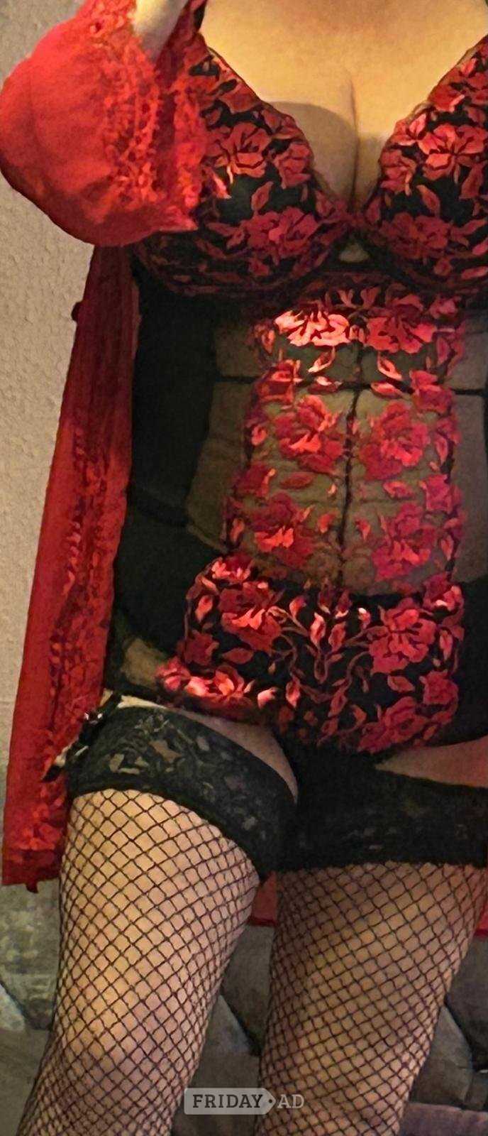 Stunning Sexy Fixen's main image