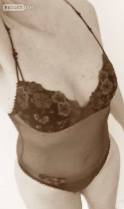 Sensual Warm Oil Full Body Massage By English Lady In Surrey  main image