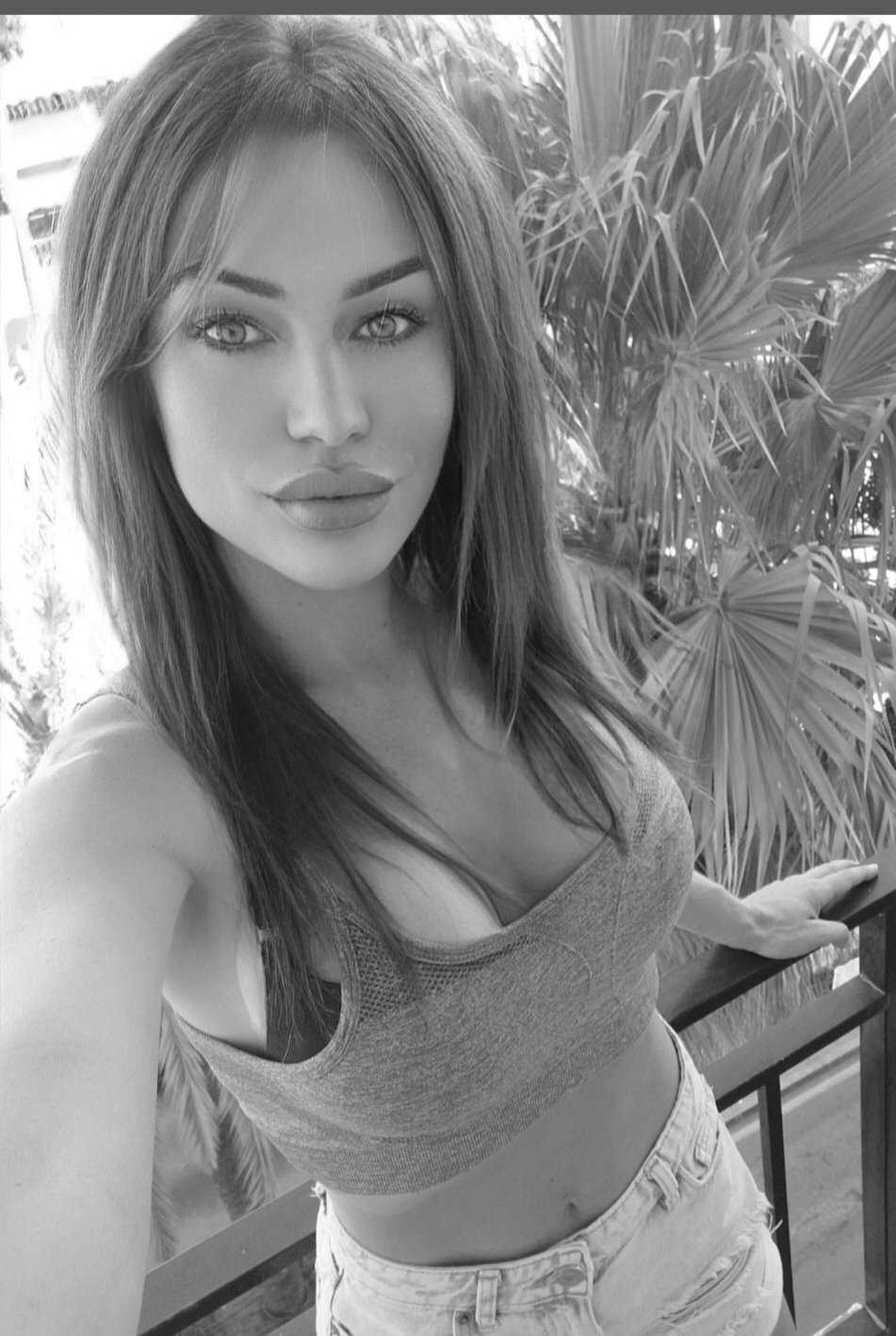 Lety Beautiful British Erotic Masseuse   main image