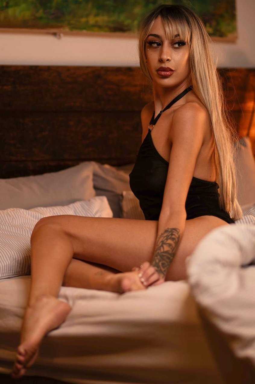 Try Sara B Tonight For The Most Fun Ever! main image