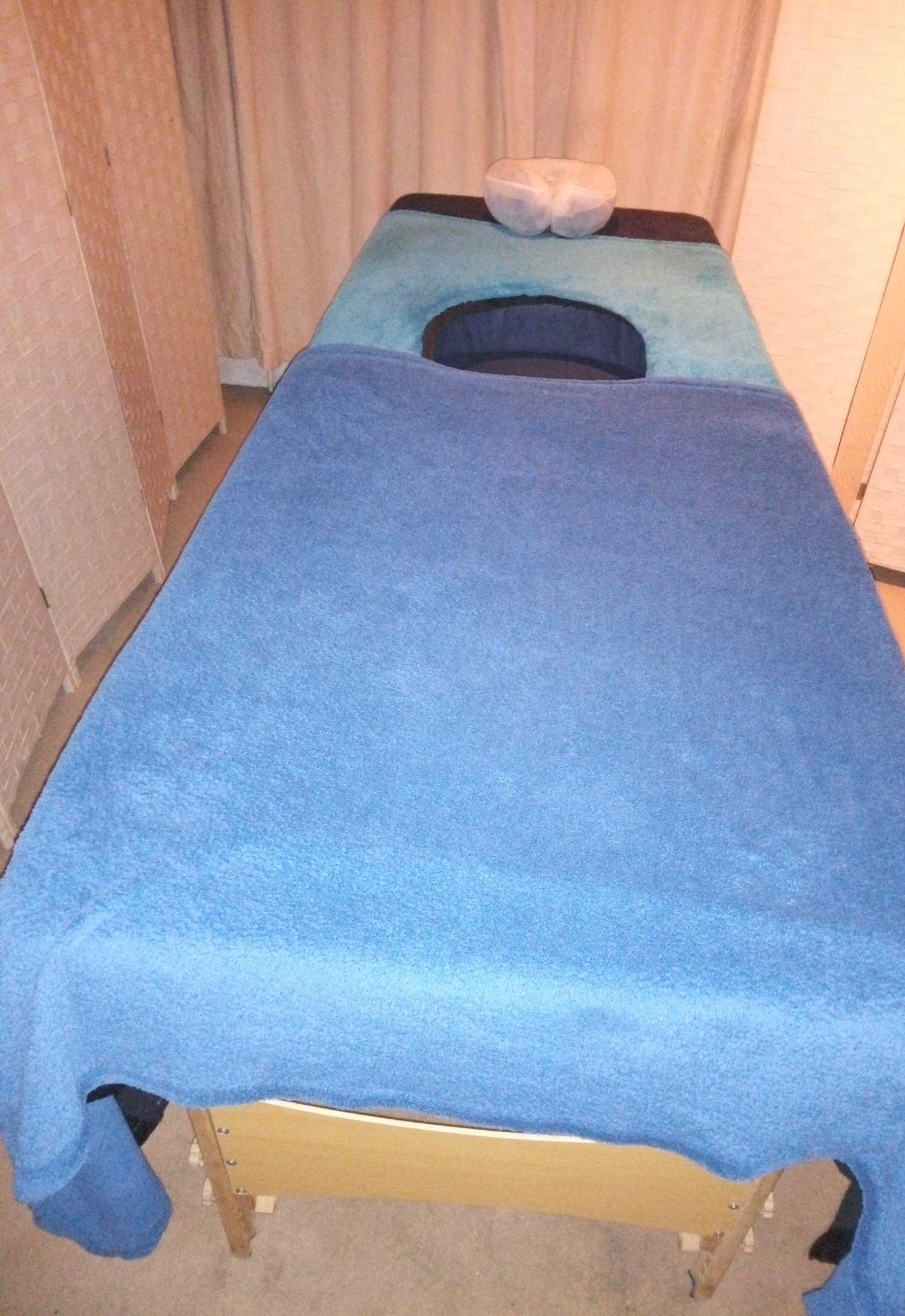 Middle Hole Massage Table Sensual Warm Oil Full Body Massage By English Lady In Surrey  main image