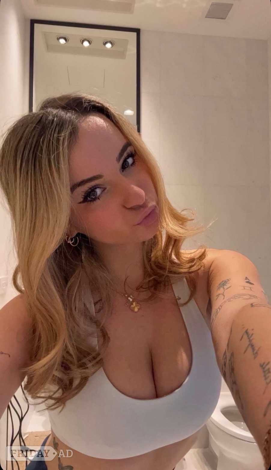 New Sweet Matured And Discreet Escort In Town  main image
