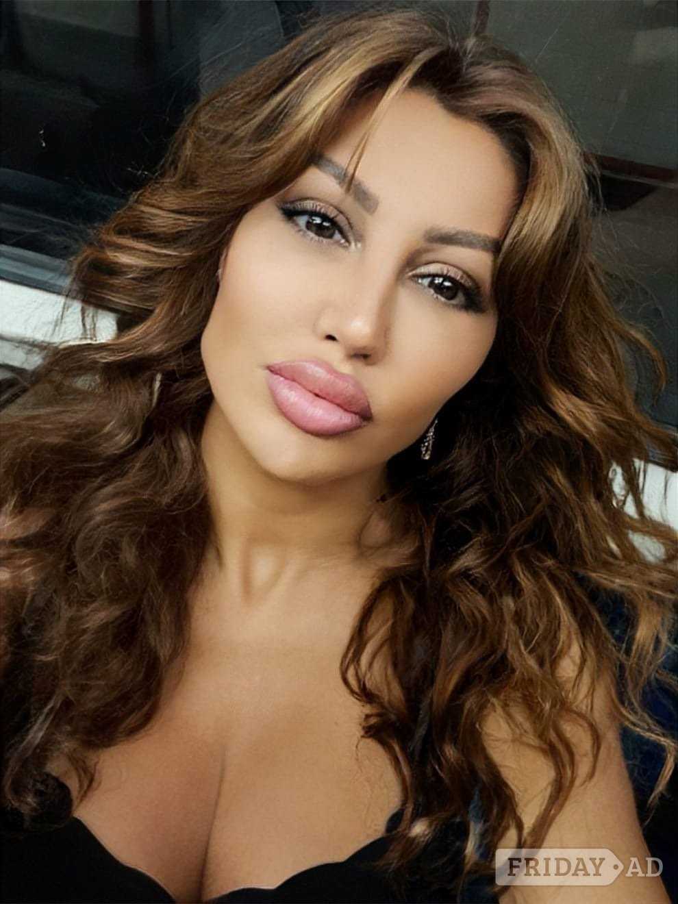 Have Fun With Sophia Tonight! main image