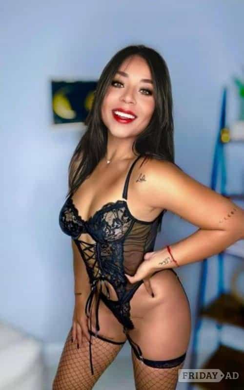 New Colombian Girl main image