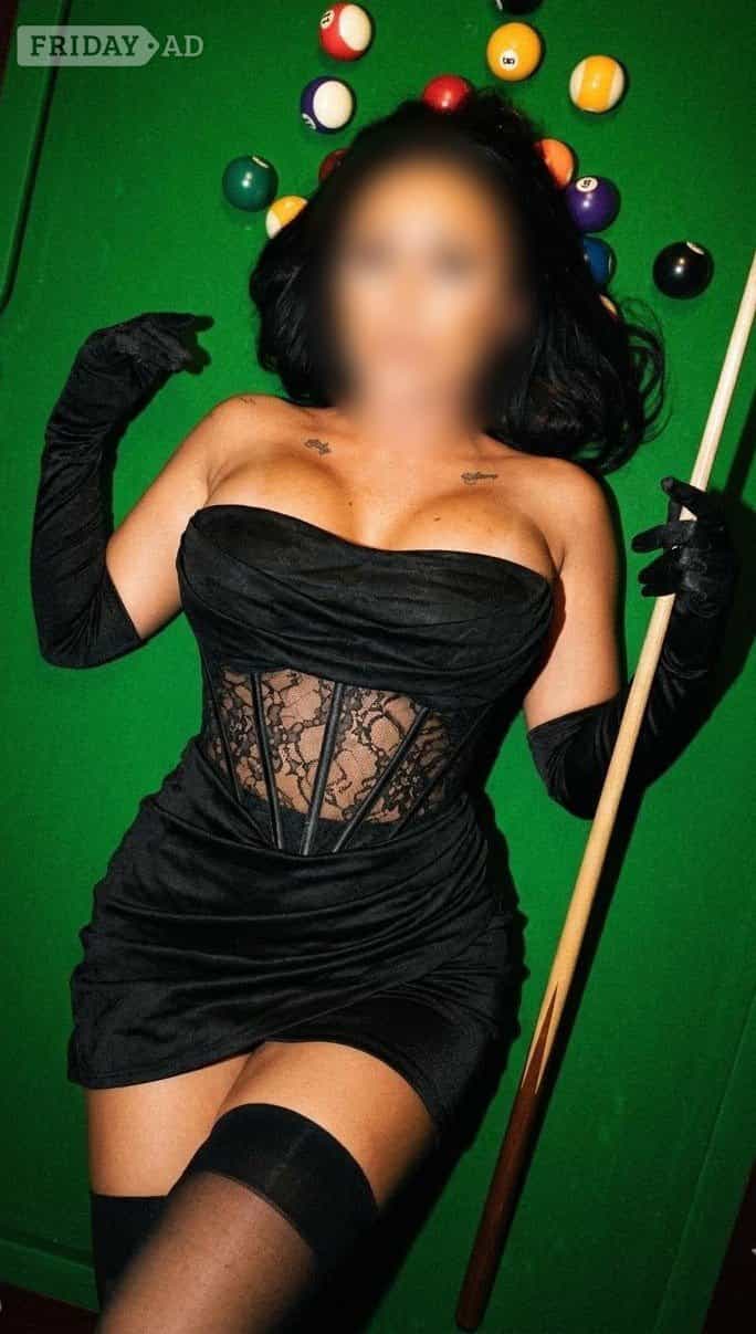 Enjoy A Refreshing And Uplifting Evening With Ivy Tonight! main image