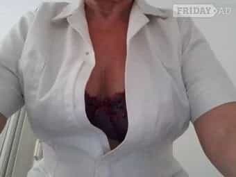 Hi Im Jenny A Very Sexy Mature Massage And Sex Therapist main image