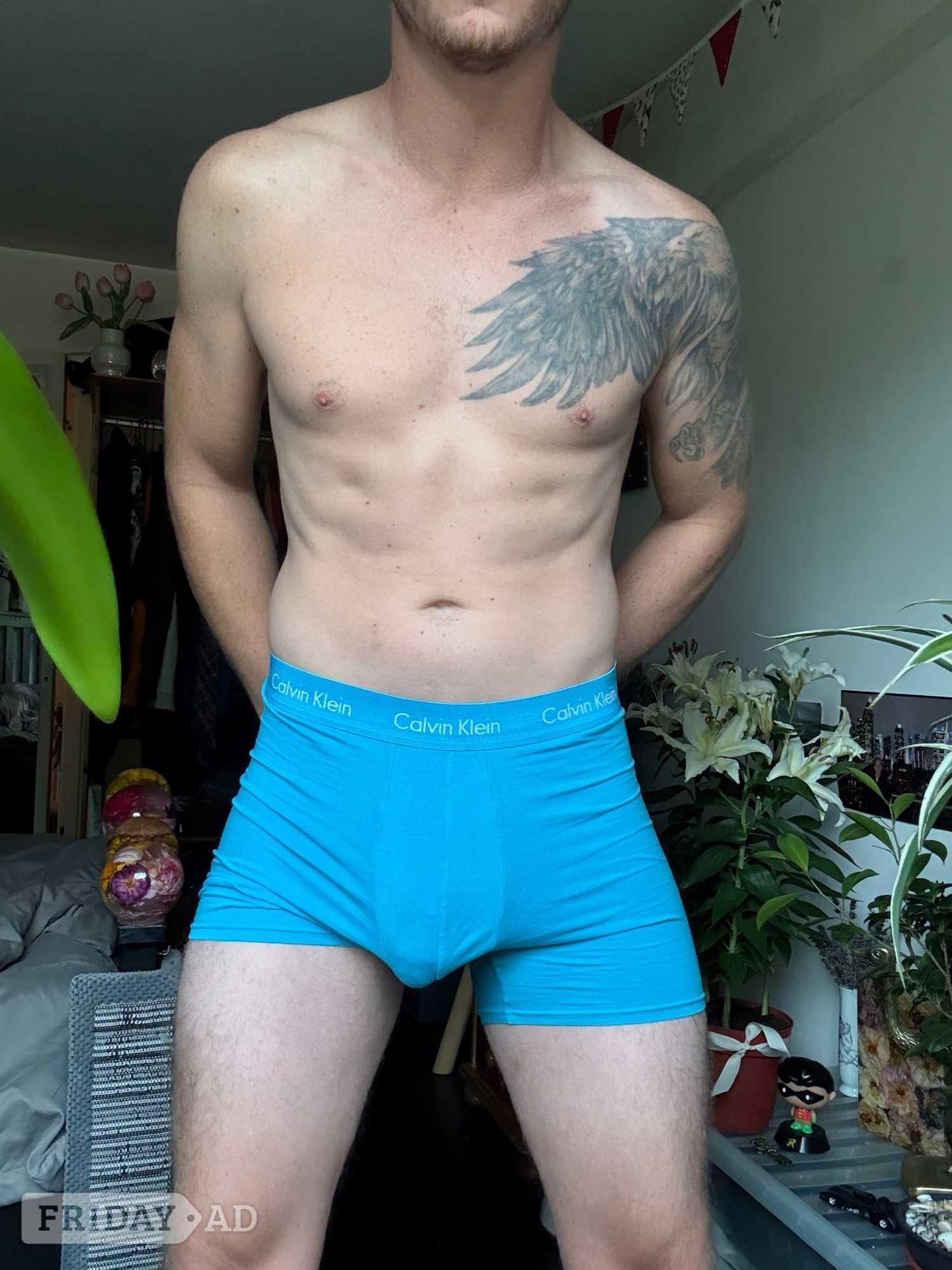 Easy Going Laid Back Sporty Kinda Guy, Fit Toned And Creative 😝  main image