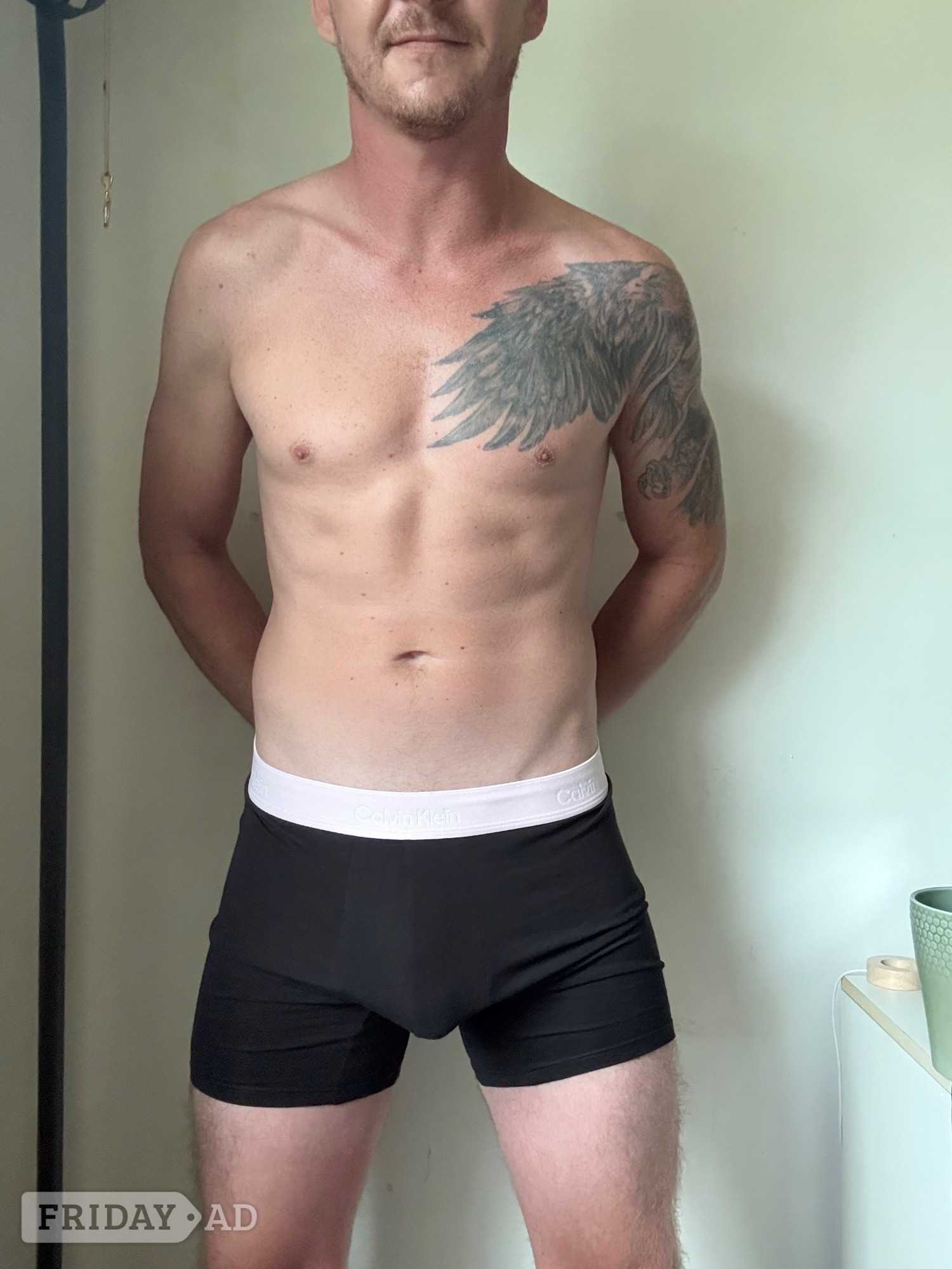 Easy Going Laid Back Sporty Kinda Guy, Fit Toned And Creative 😝  main image