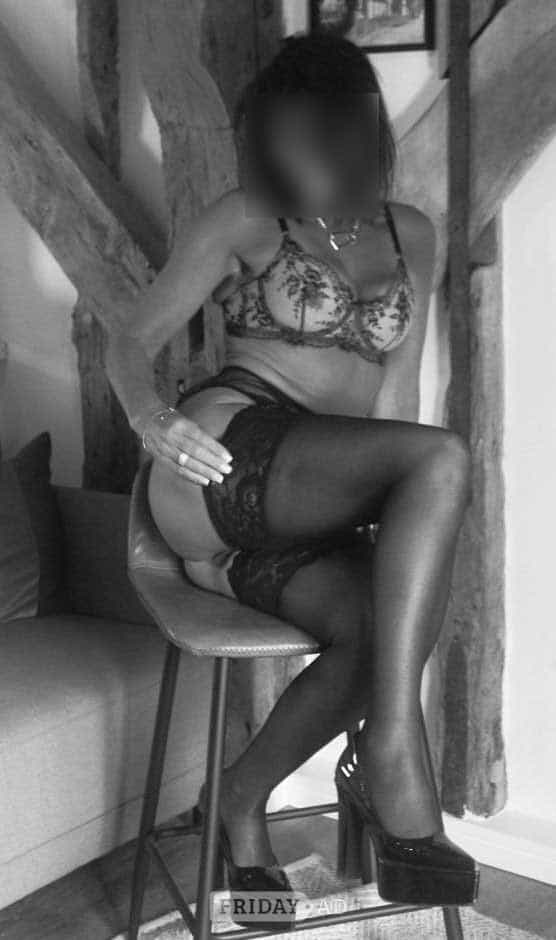 Hi, High Class Isabella Available For Outcalls For The Ultimate Treat Xx main image