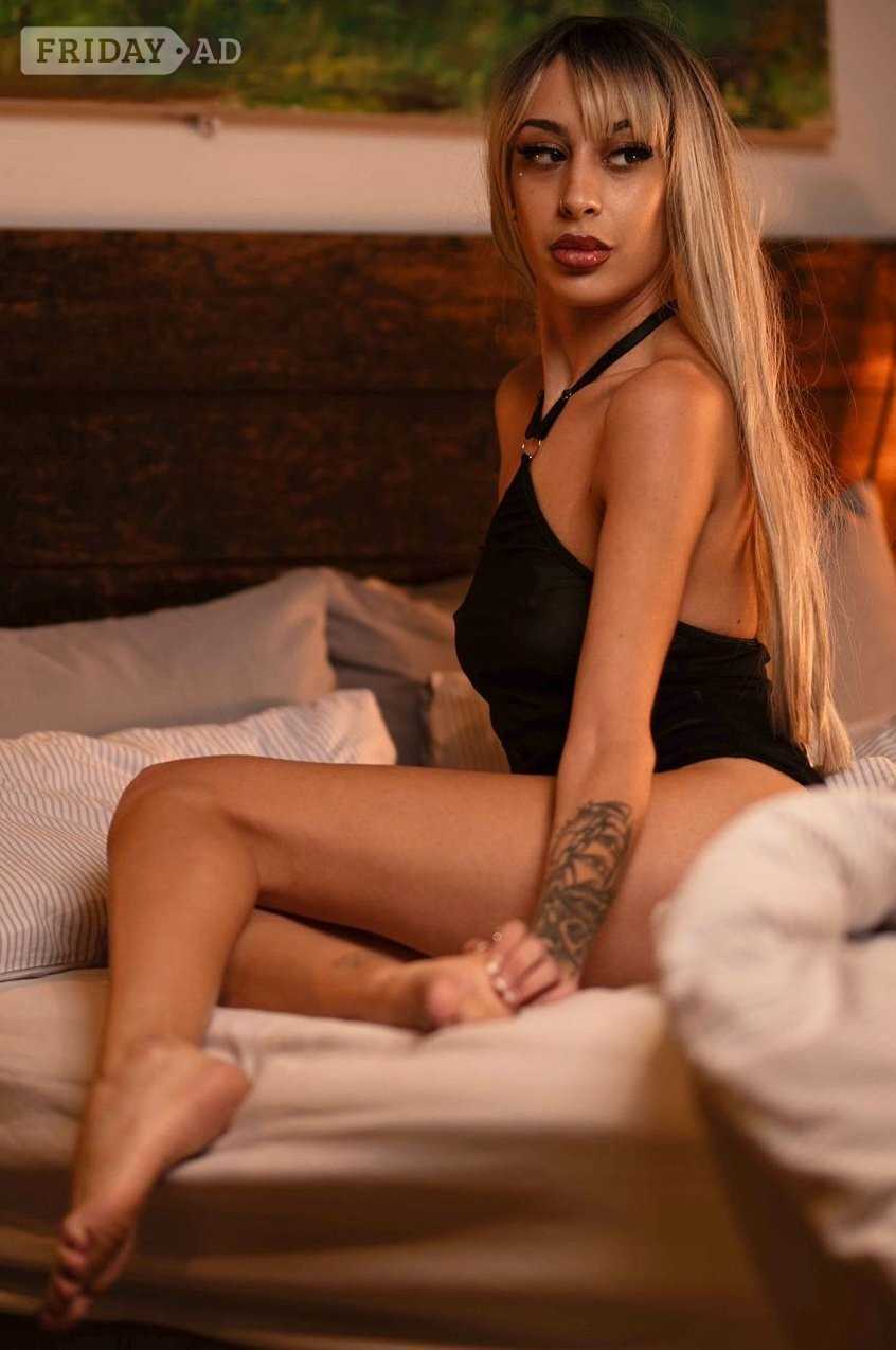 Enjoy Playing Sara B Tonight main image