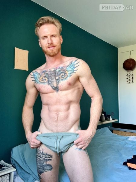 Gingerbutt_max backdrop