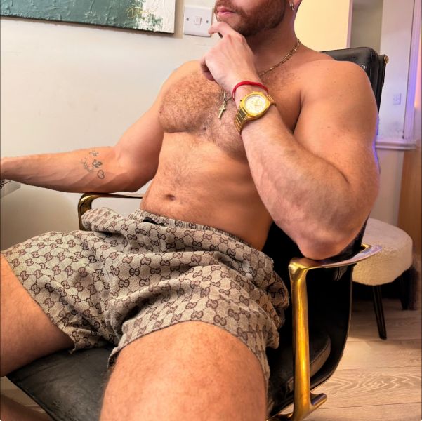 HAIRYHUNKBR image HAIRYHUNKBR image