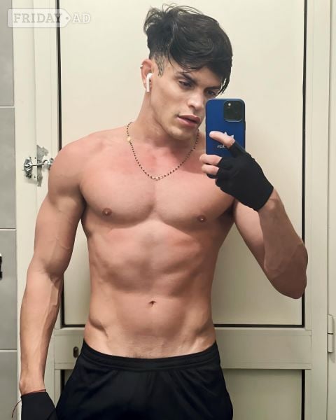 Nicollas_Hot image Nicollas_Hot image