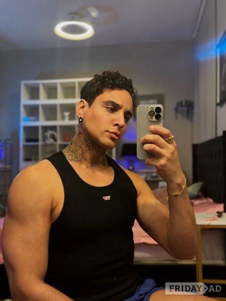 Athos_brazilian backdrop