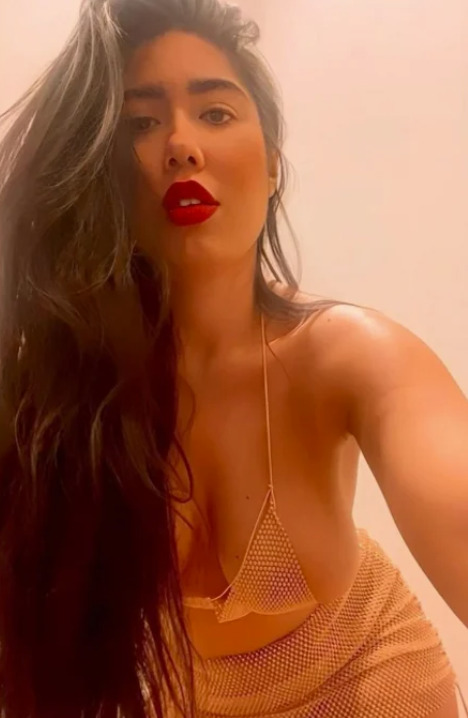 Gorgeous Larissa 25 year old Portuguese Goddess image Gorgeous Larissa 25 year old Portuguese Goddess image