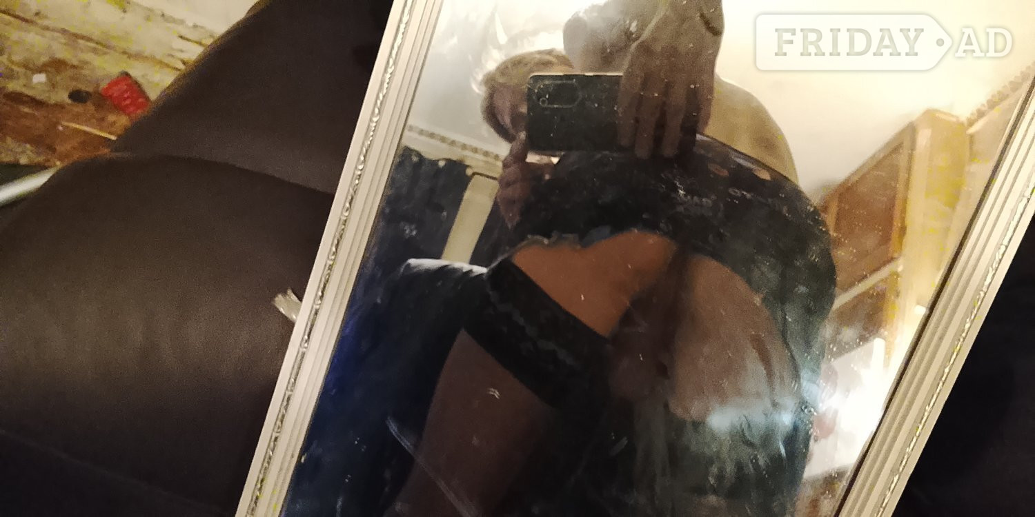 Amature Cross Dressing M/f Escort. backdrop