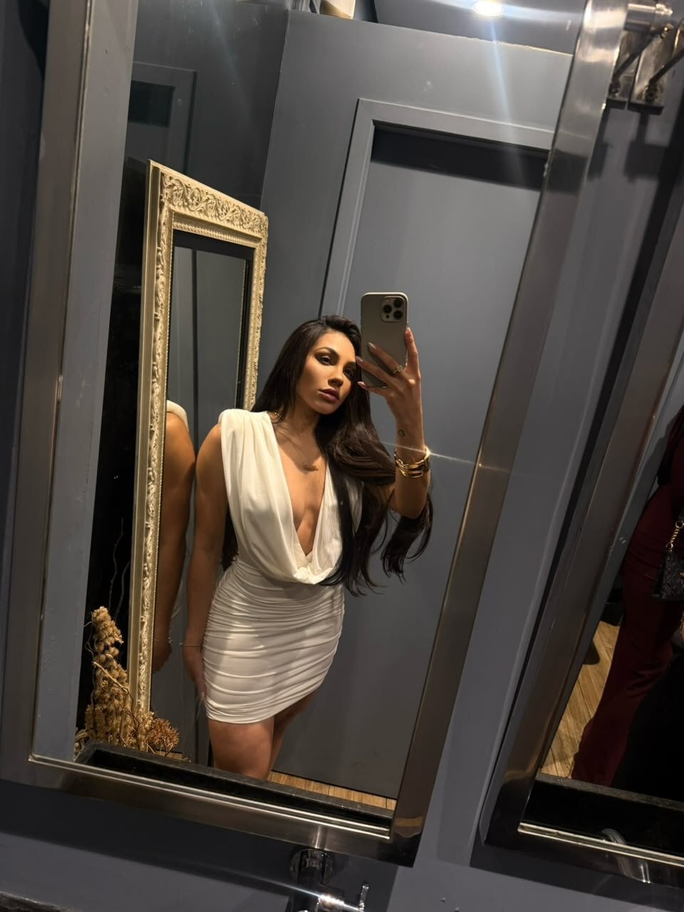 💖 Magic Hands Erotic Massage 💖 backdrop