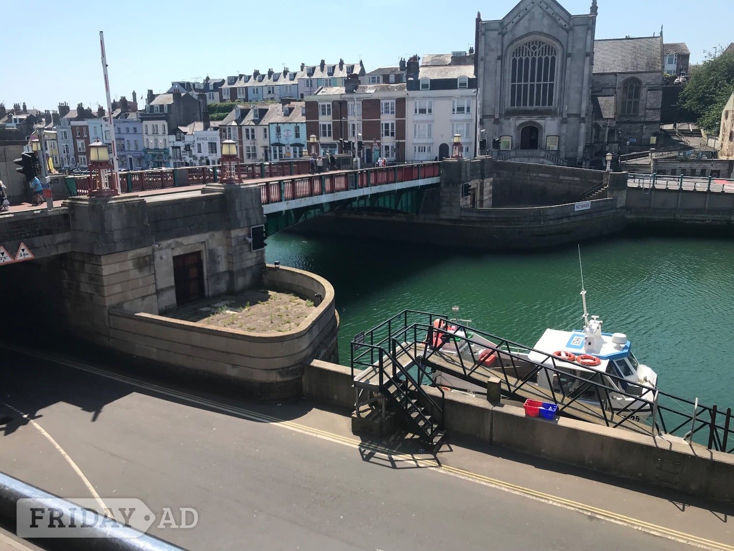 Boat Parties In Portsmouth & Weymouth.                                                                            backdrop