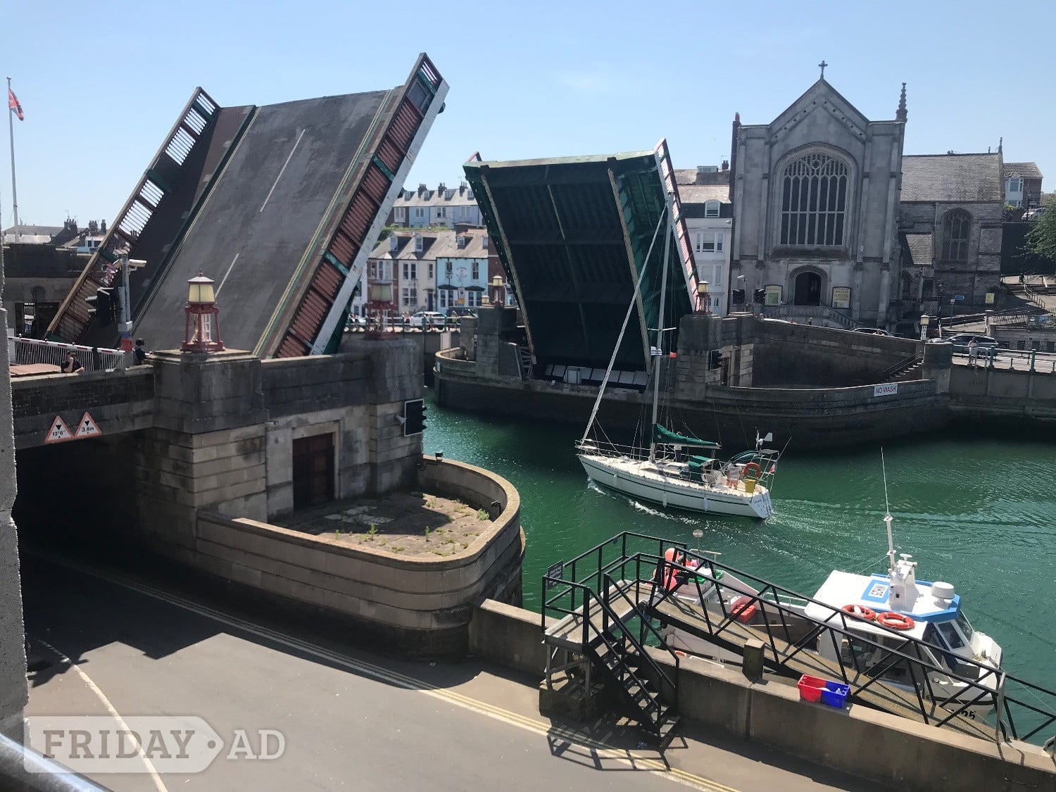 Boat Parties In Portsmouth & Weymouth.                                                                            backdrop