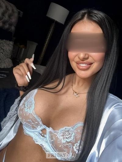 Hayley TOP SERVICES HIGH CLASS ENJOY EVERY MOMENT WITH ME image