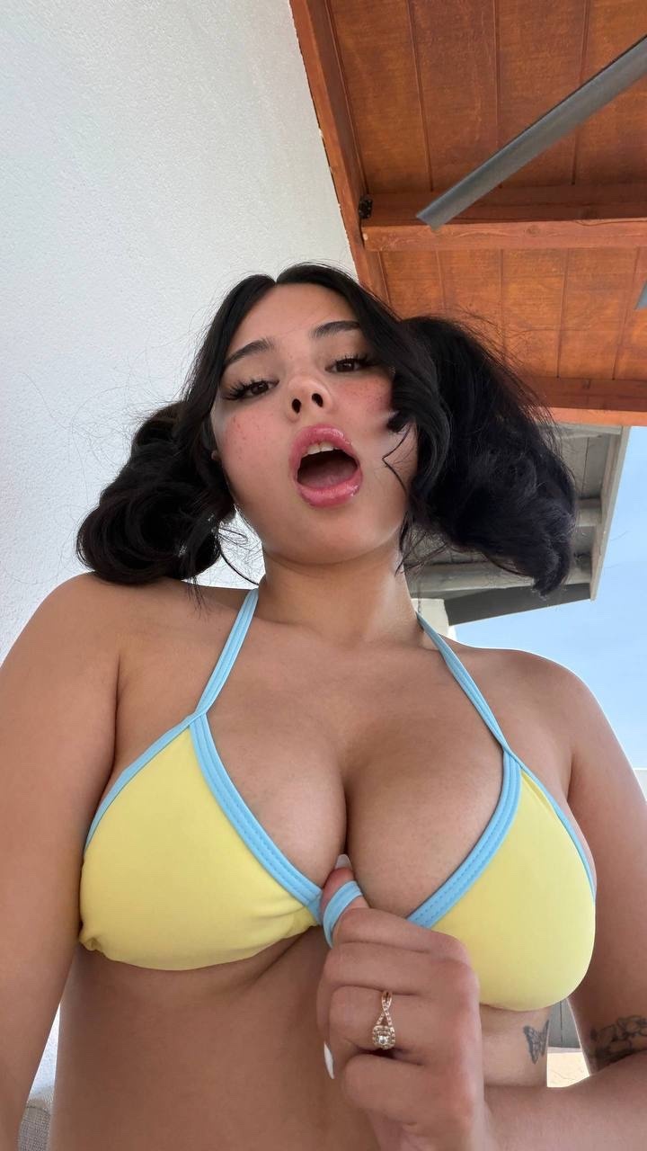 I’m Adventurous And Will Make Your Experience With Me Unforgettable  backdrop