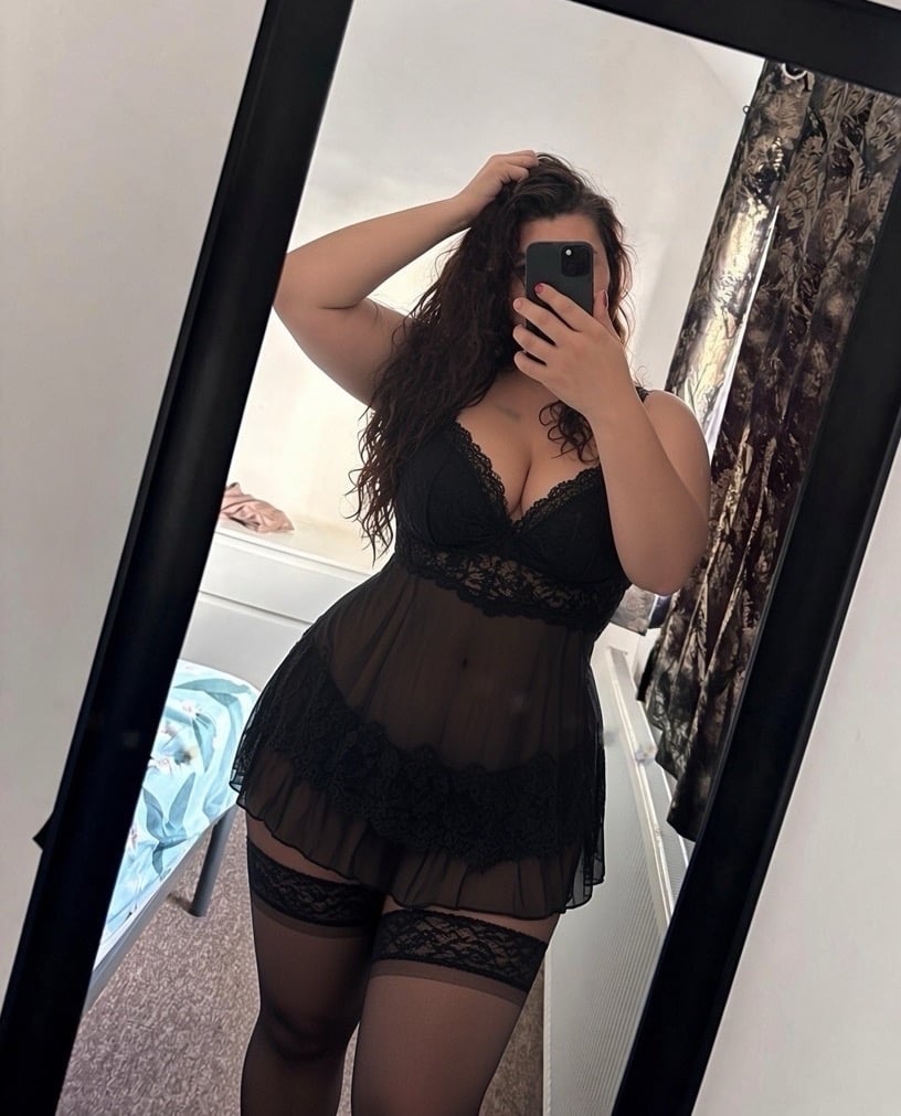 New naughty curvy minx in town x image New naughty curvy minx in town x image