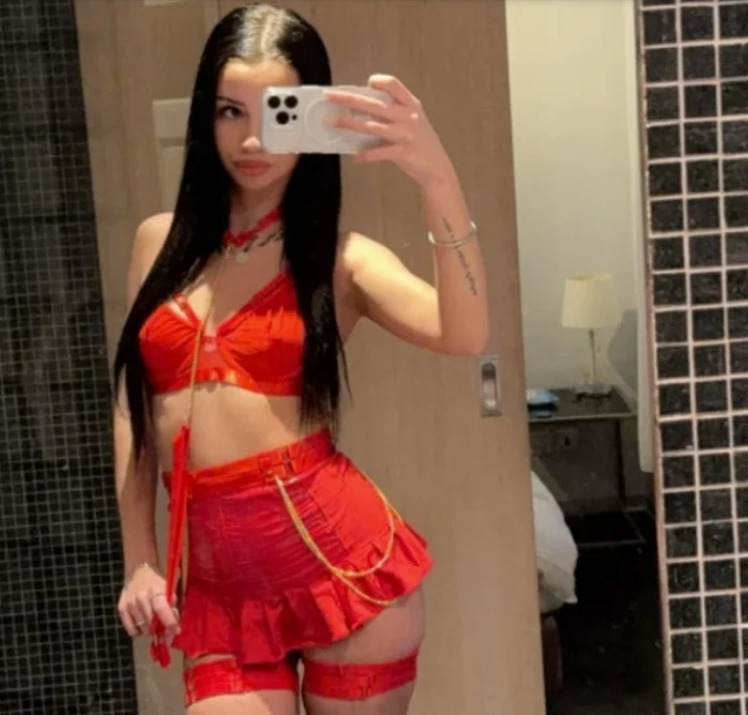 Alice, latino beauty ready for you image