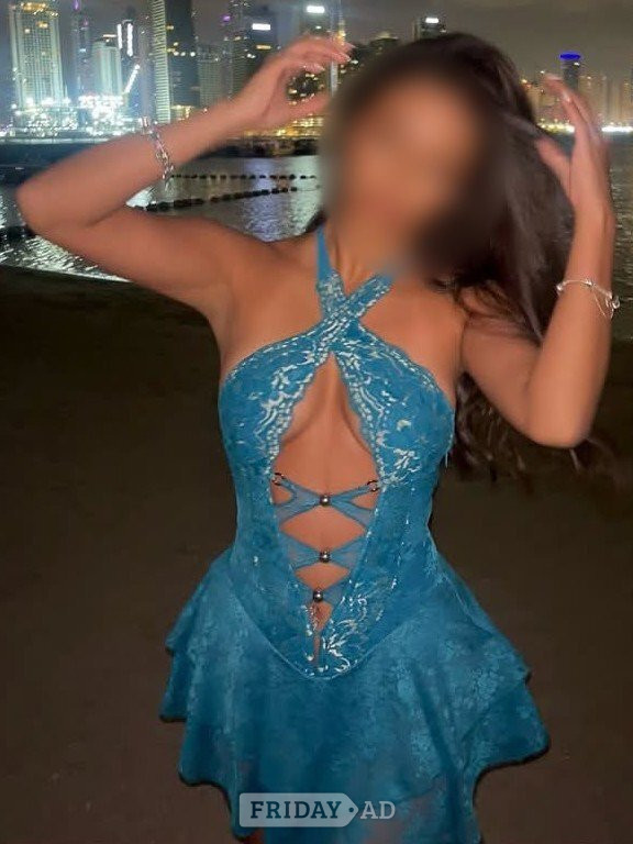 Enjoy A Delightful Night With Ava Tonight! backdrop