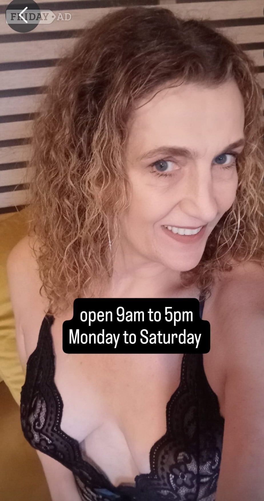 ⁹Mature tall slim blonde post op transexual image ⁹Mature tall slim blonde post op transexual image