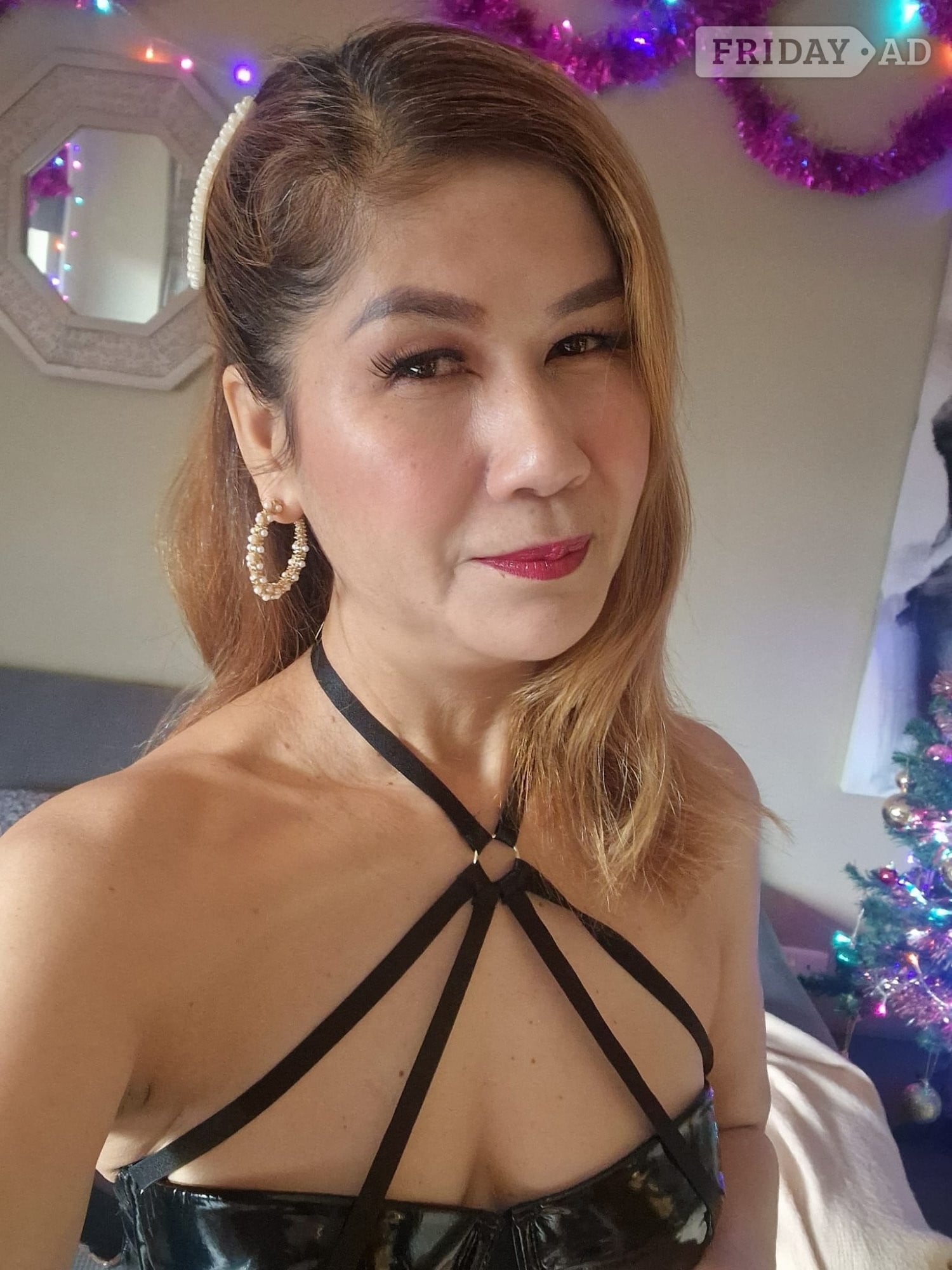 Thai Massage With Na Na backdrop