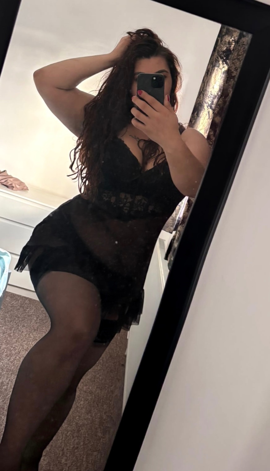 New Naughty Minx In Town X backdrop