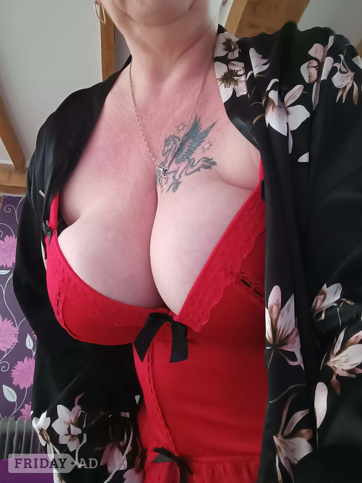 Busty And Curvy Qualified Massage Therapist backdrop